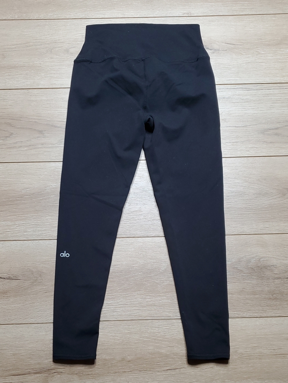 Alo Leghings Size M